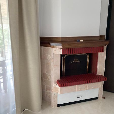 Irini Apartment Ханиоти Экстерьер фото
