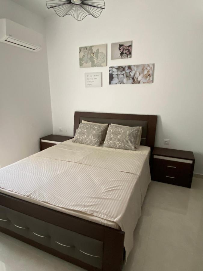 Irini Apartment Ханиоти Экстерьер фото